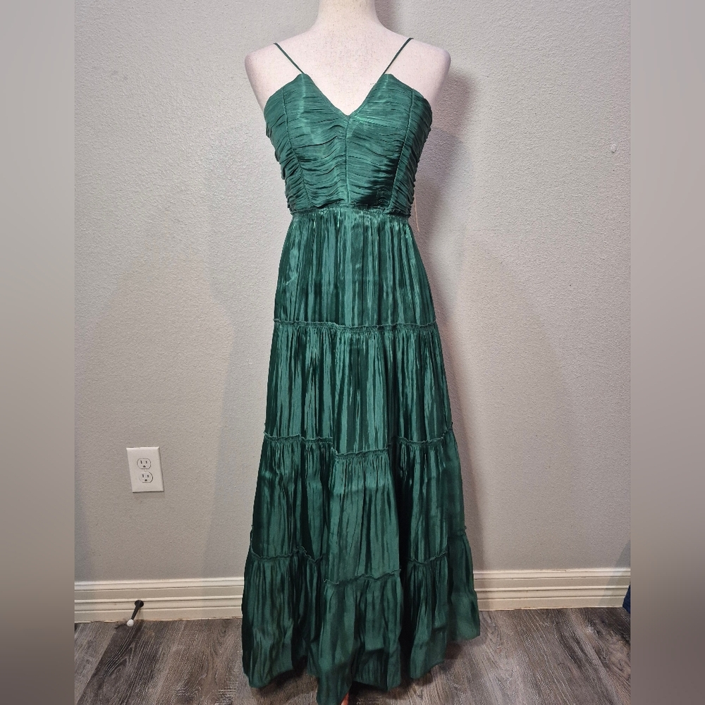 O.P.T New Midi  Dress Size Large In Elegant Green Color - Picture 2 of 6